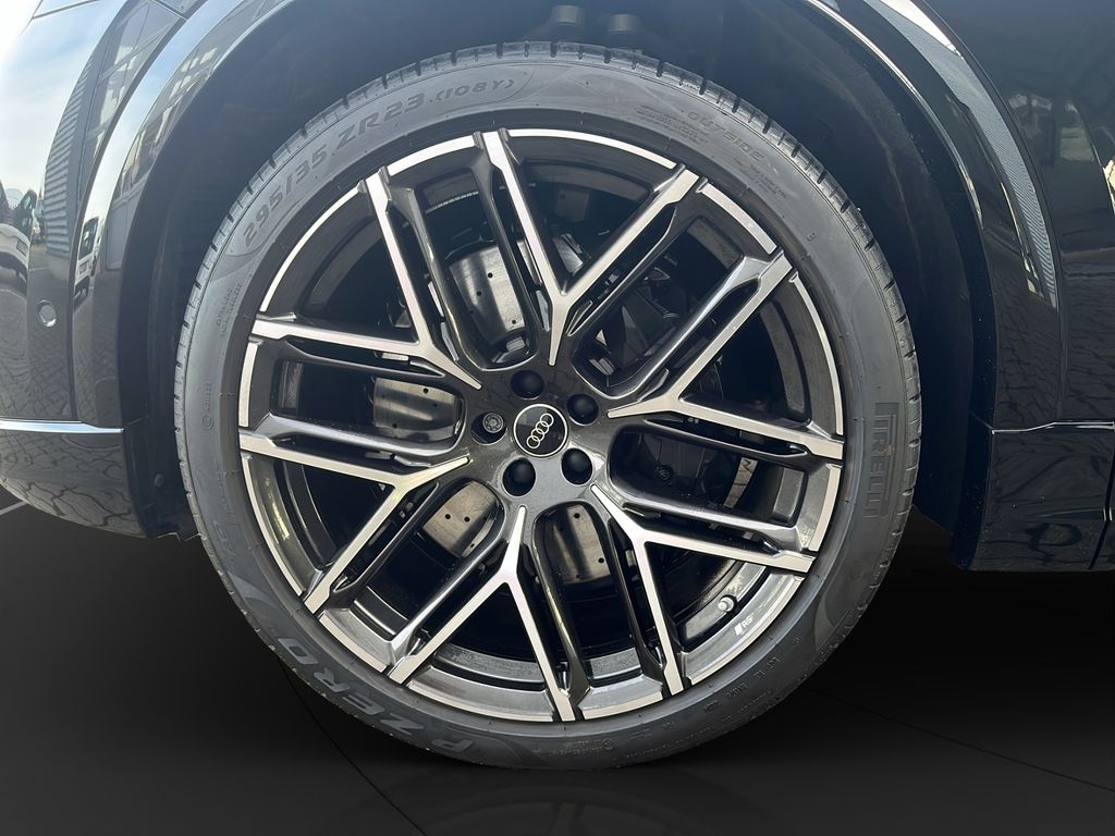 Audi RSQ8 2024