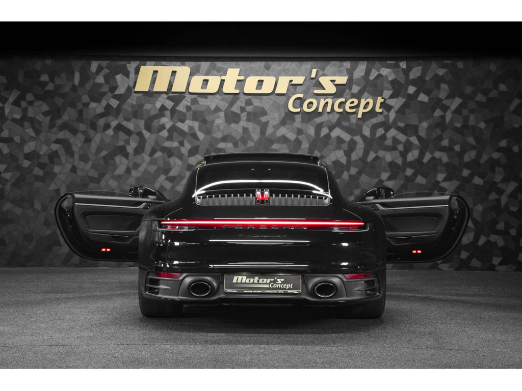 Porsche 992 2022