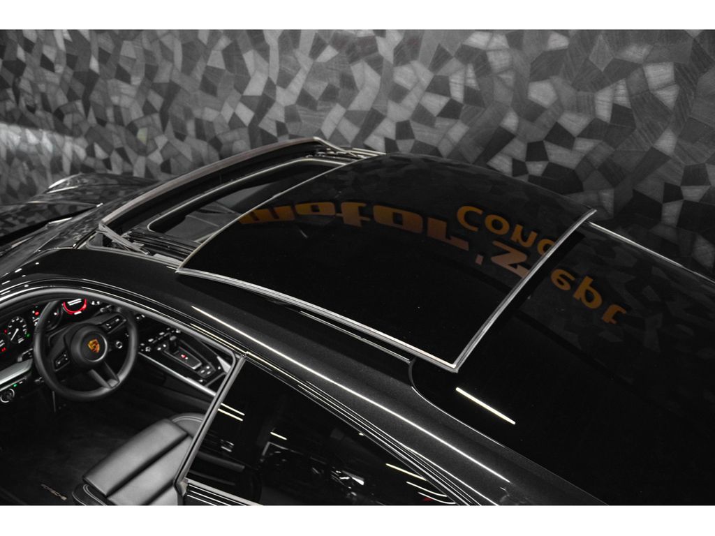 Porsche 992 2022