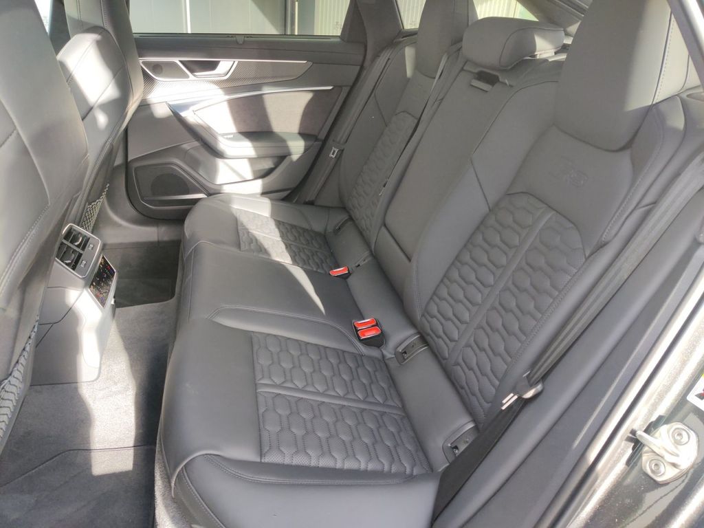 Audi RS6 2025