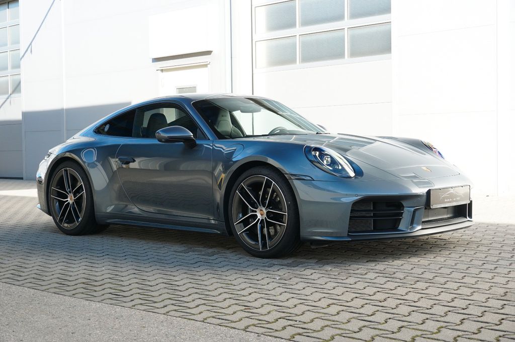 Porsche 992 2025