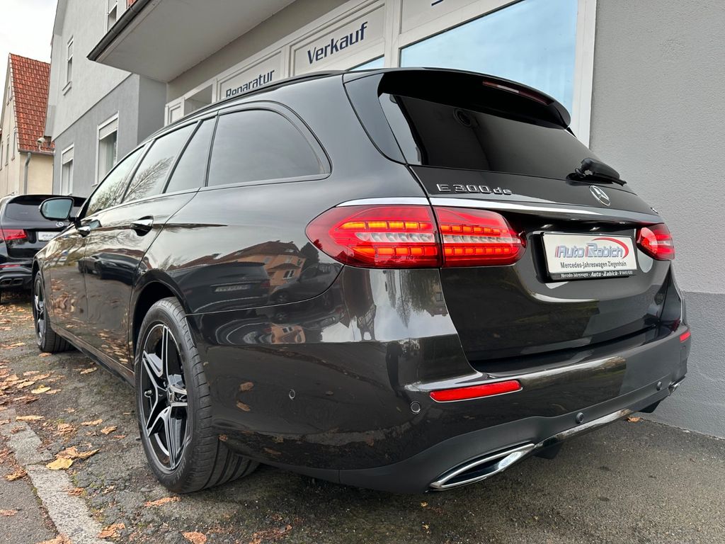 Mercedes-Benz E 300 2022