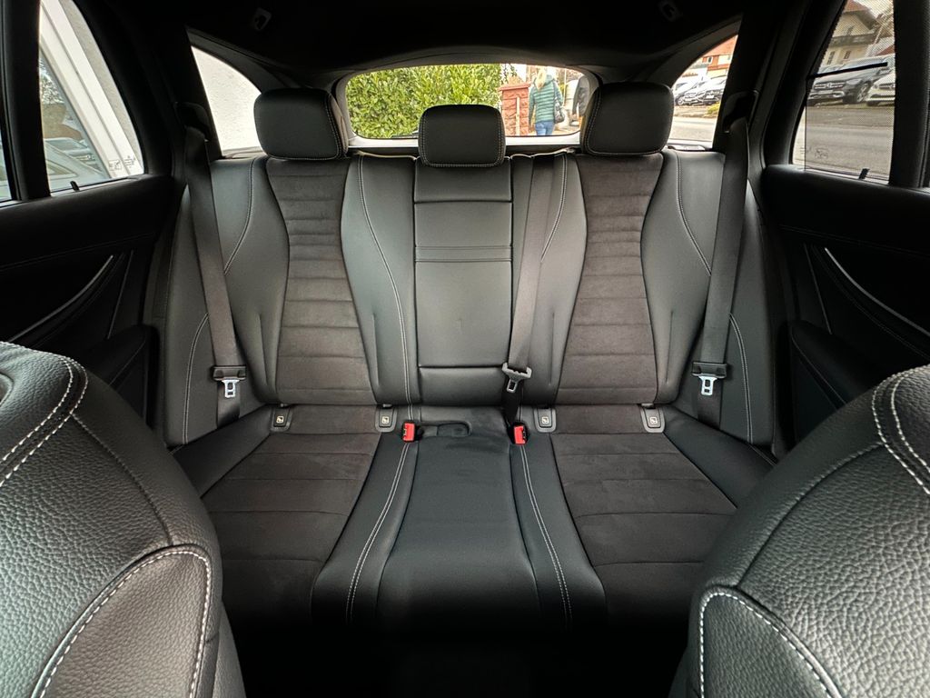 Mercedes-Benz E 300 2022