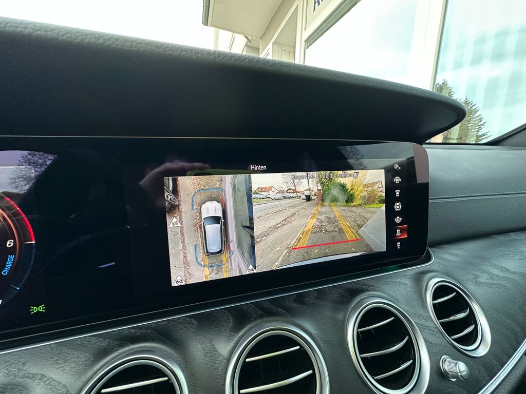 Mercedes-Benz E 300 2022