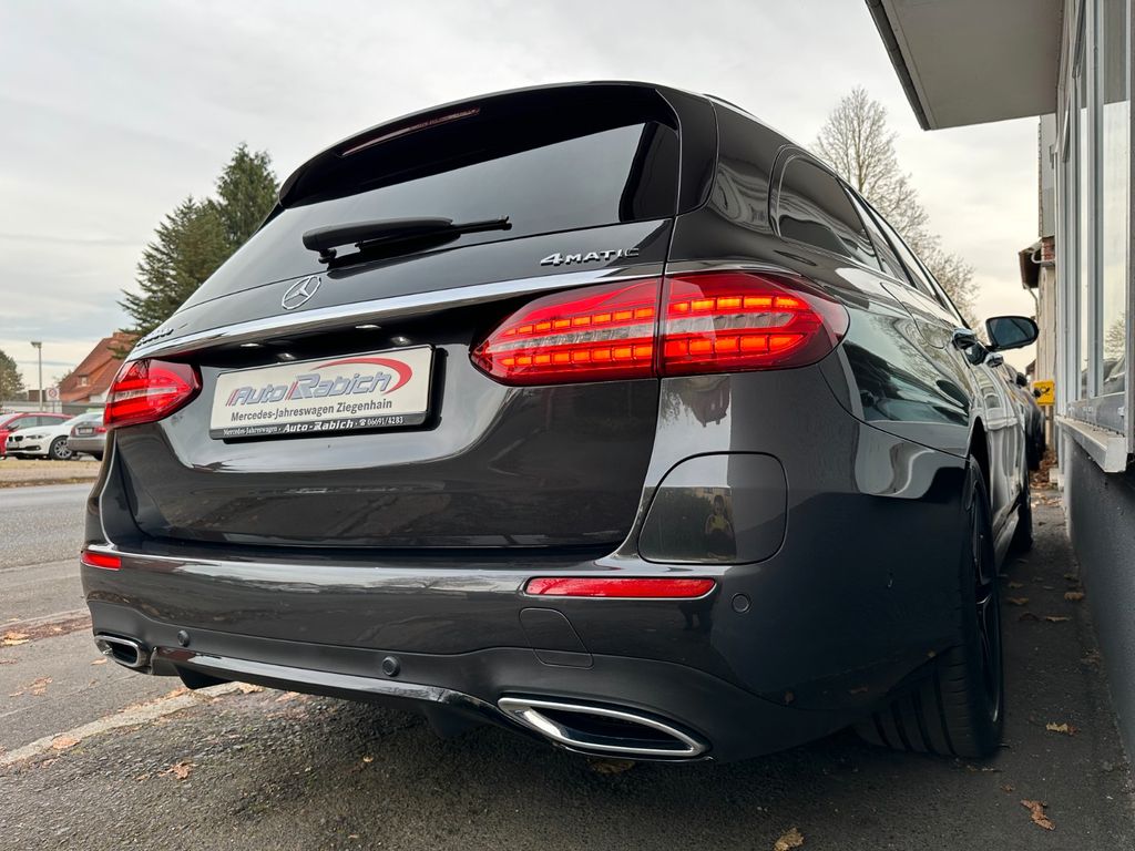Mercedes-Benz E 300 2022