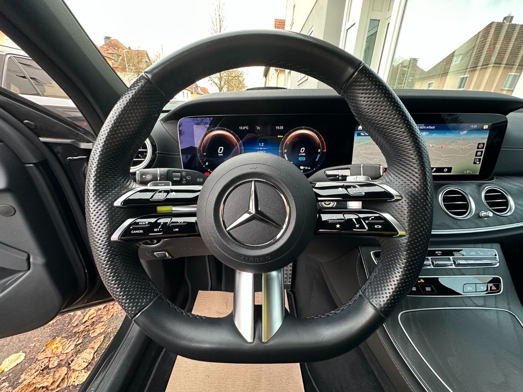 Mercedes-Benz E 300 2022