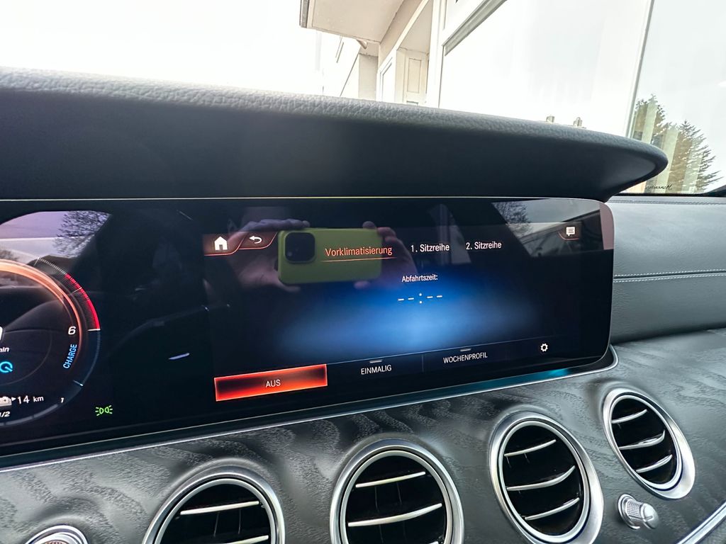 Mercedes-Benz E 300 2022