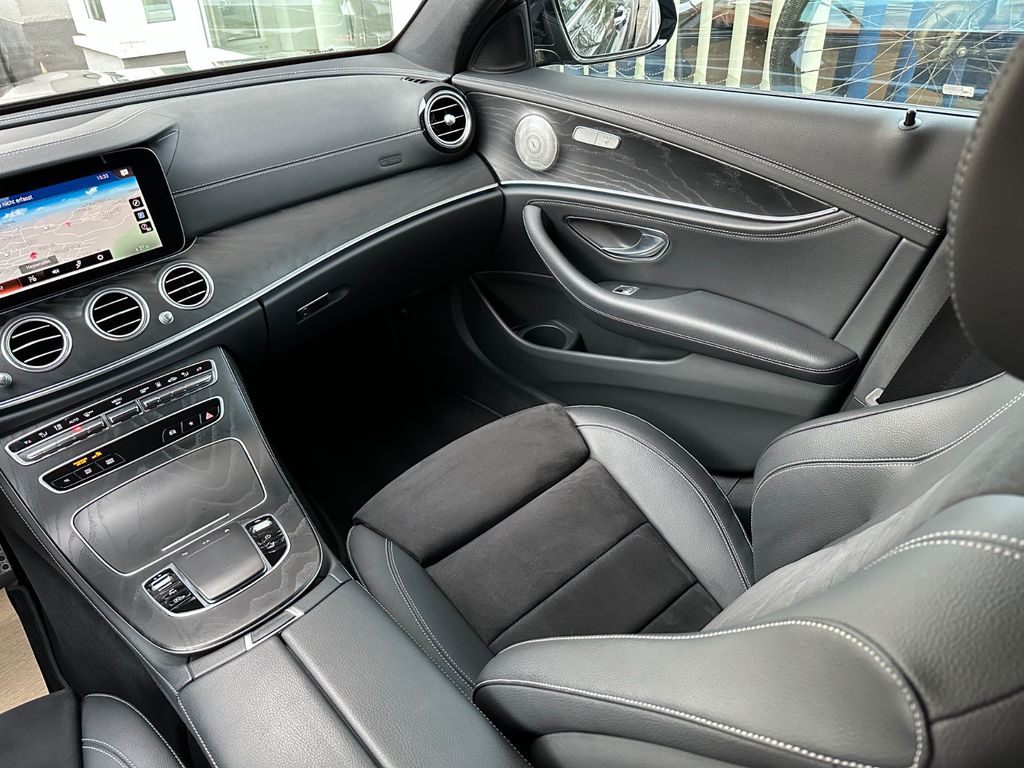 Mercedes-Benz E 300 2022