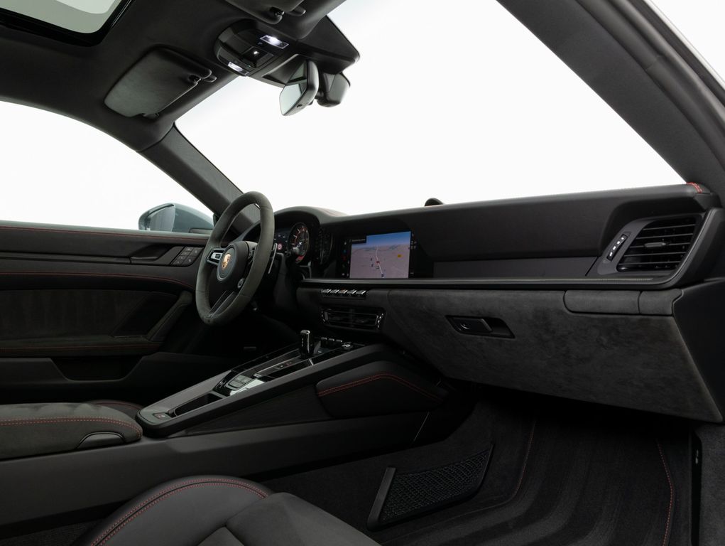 Porsche 992 2024