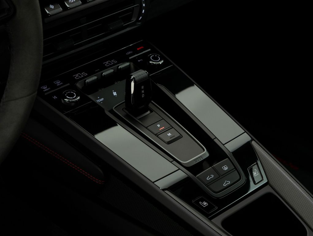 Porsche 992 2024