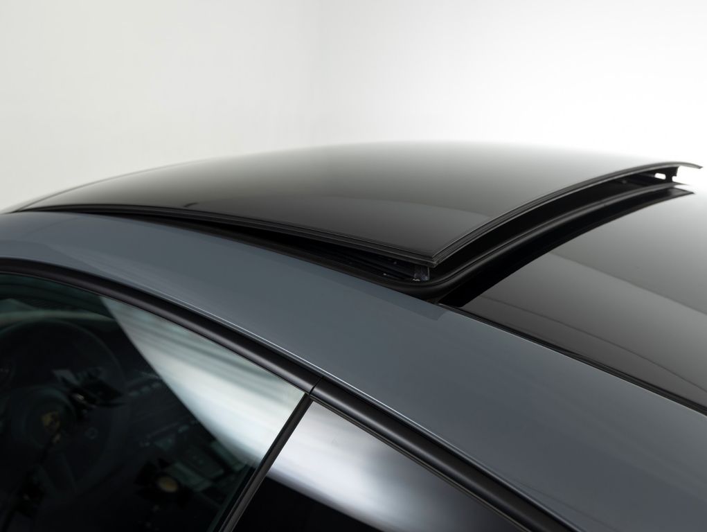 Porsche 992 2024