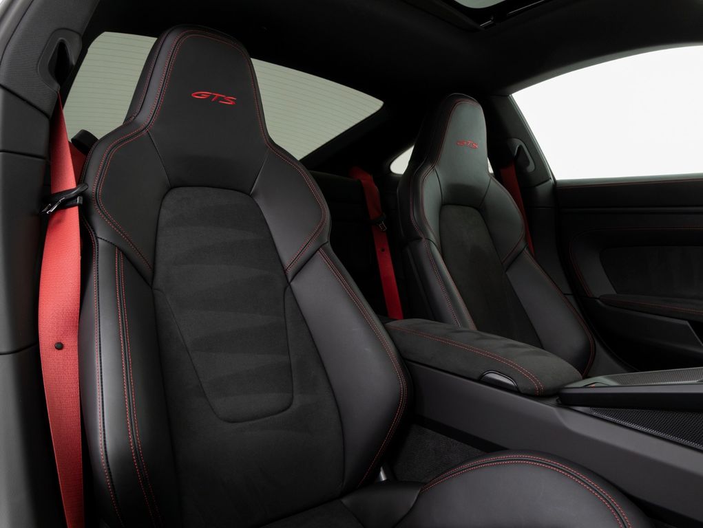 Porsche 992 2024