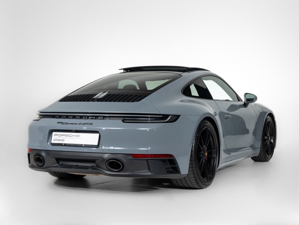 Porsche 992 2024