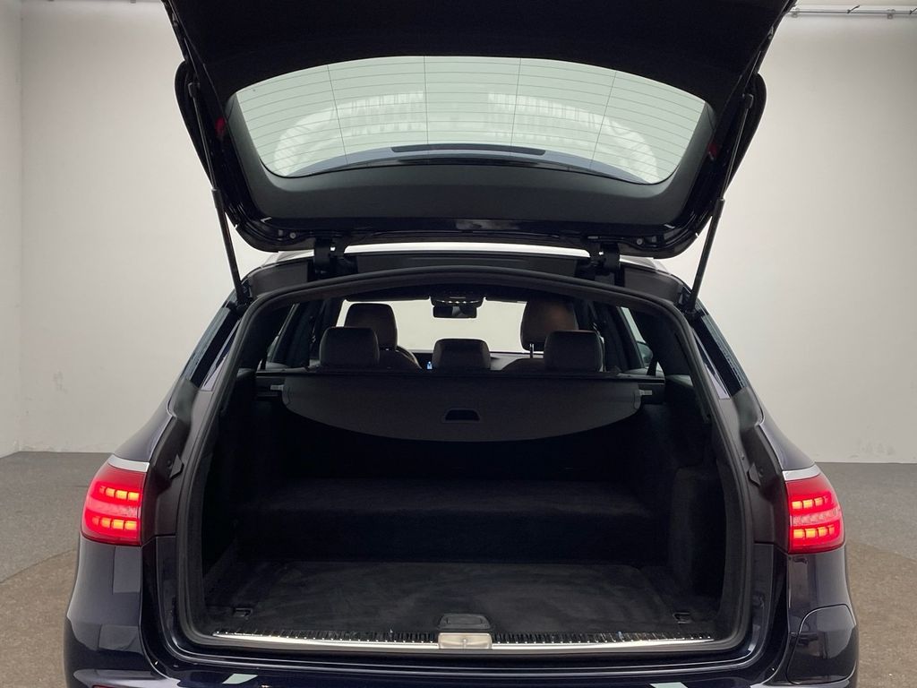 Mercedes-Benz E 300 2022