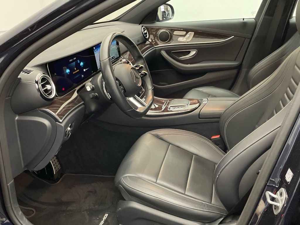 Mercedes-Benz E 300 2022