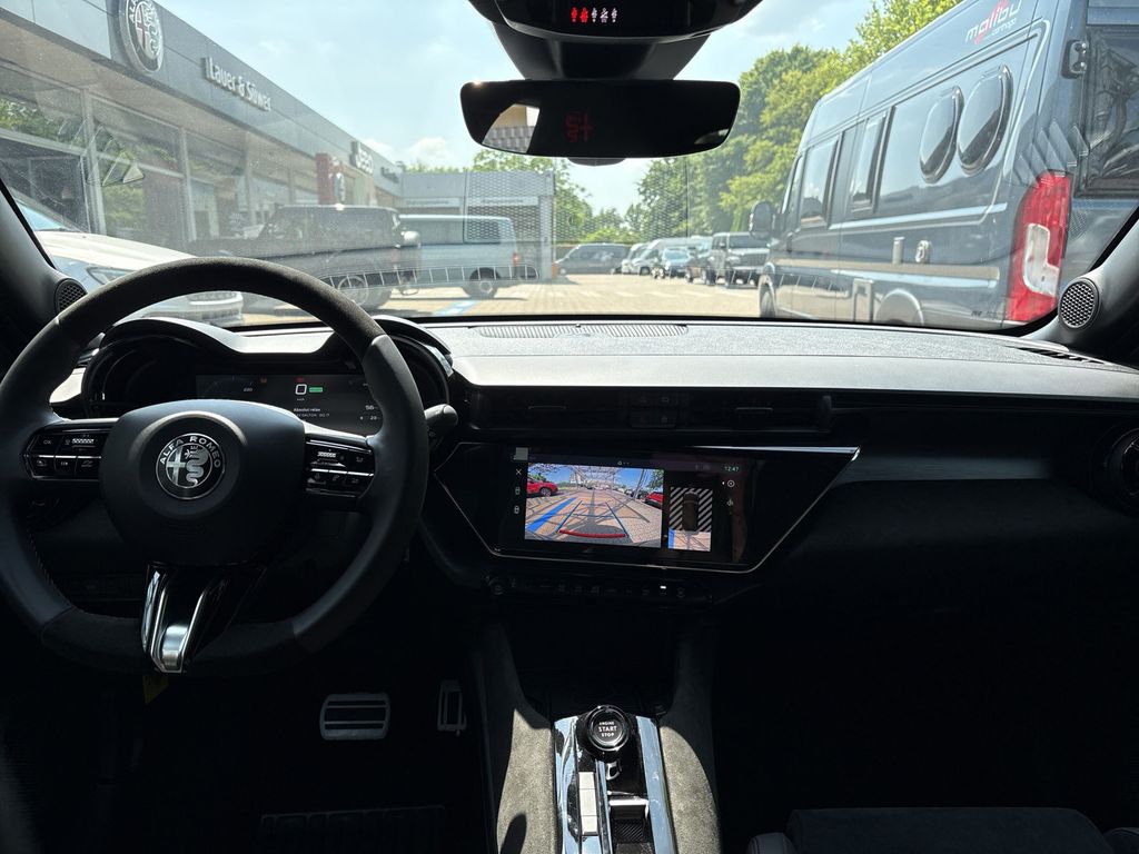 Alfa Romeo Junior 2025