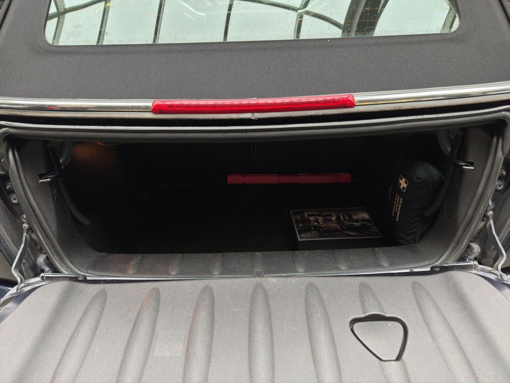 MINI Cooper Cabrio 2012