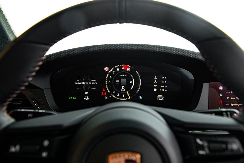 Porsche 992 2025
