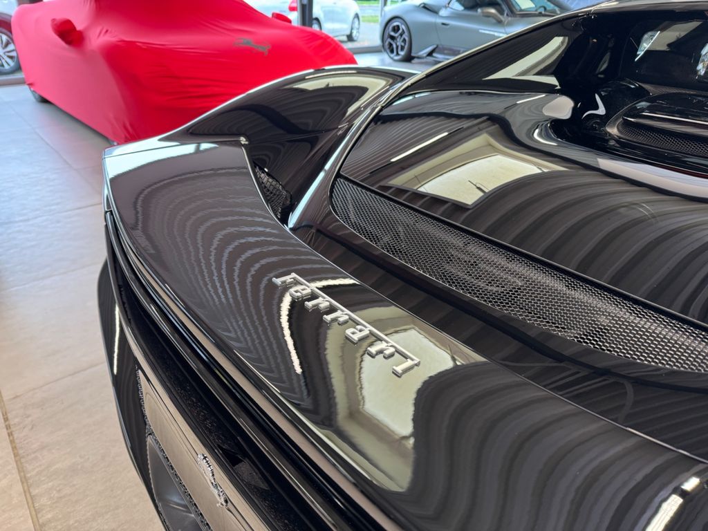 Ferrari 296 GTB 2024