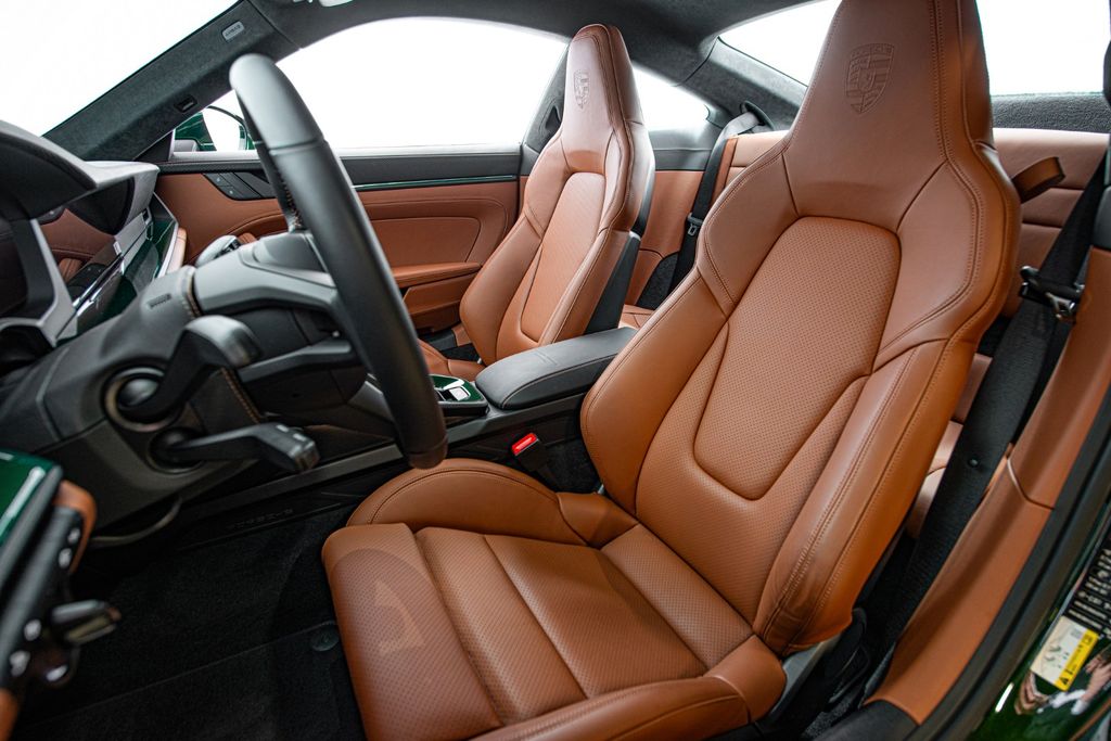 Porsche 992 2025
