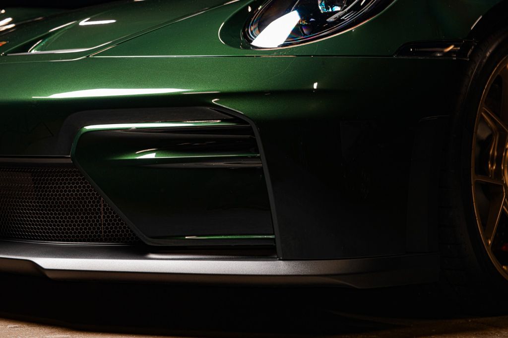 Porsche 992 2025