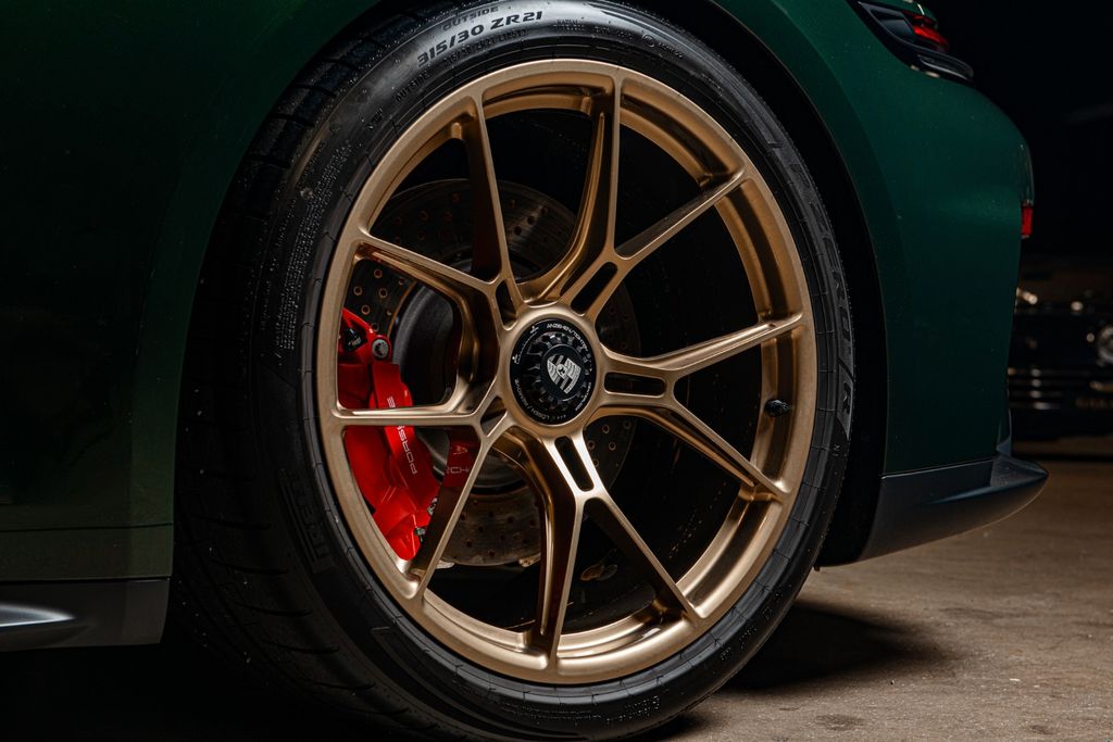 Porsche 992 2025