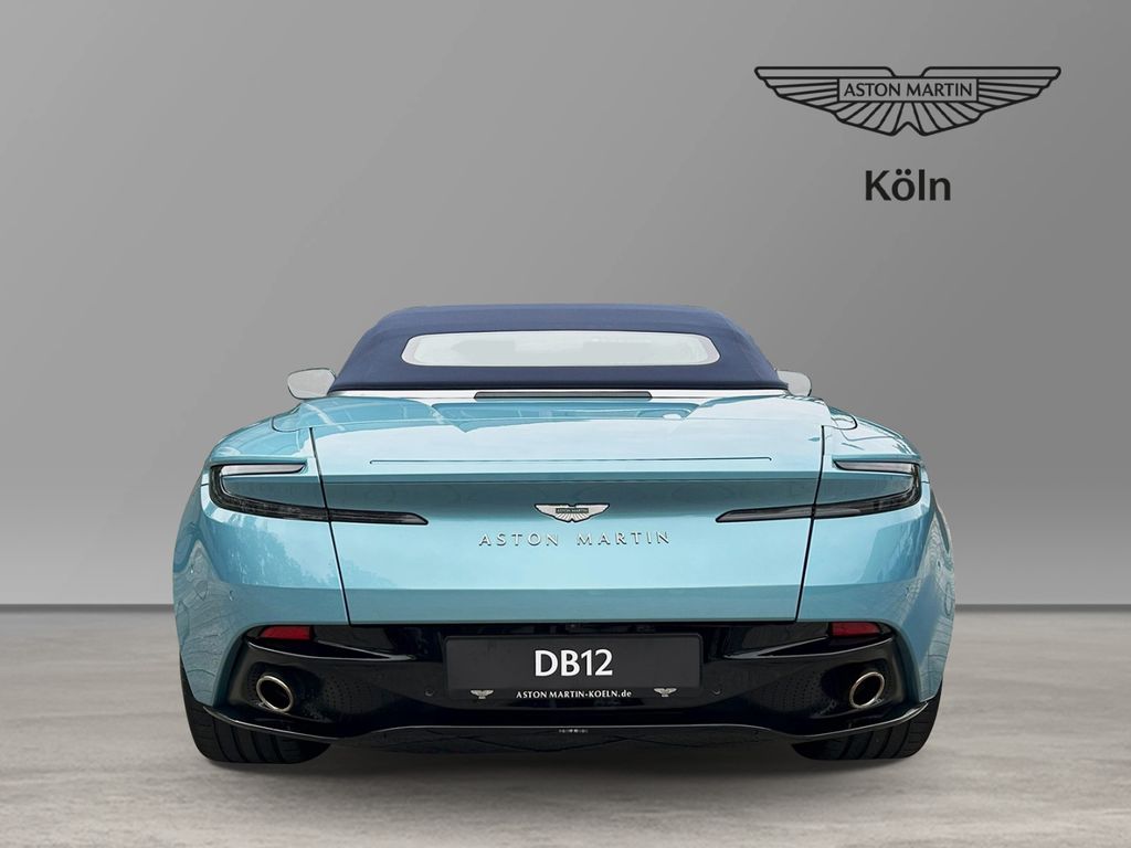 Aston Martin DB12 2024