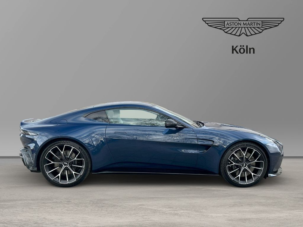 Aston Martin V8 Vantage 2024