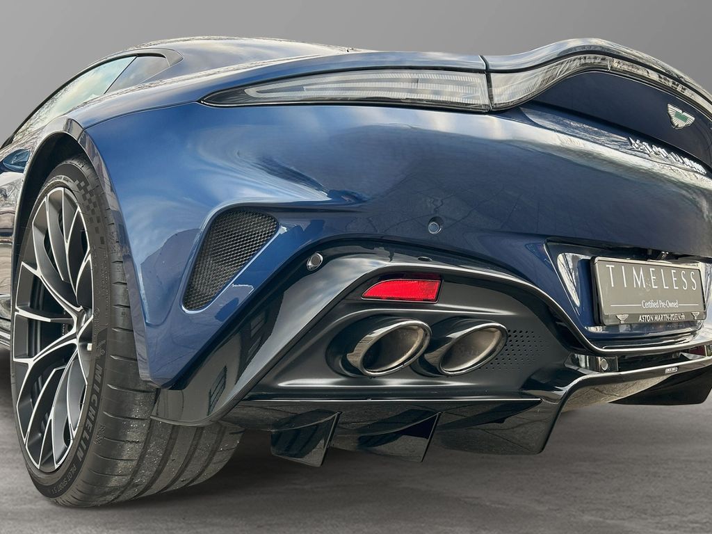 Aston Martin V8 Vantage 2024