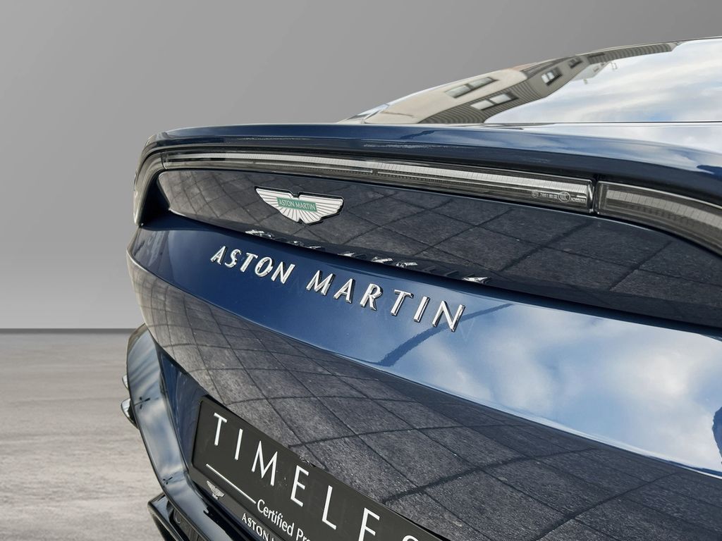 Aston Martin V8 Vantage 2024