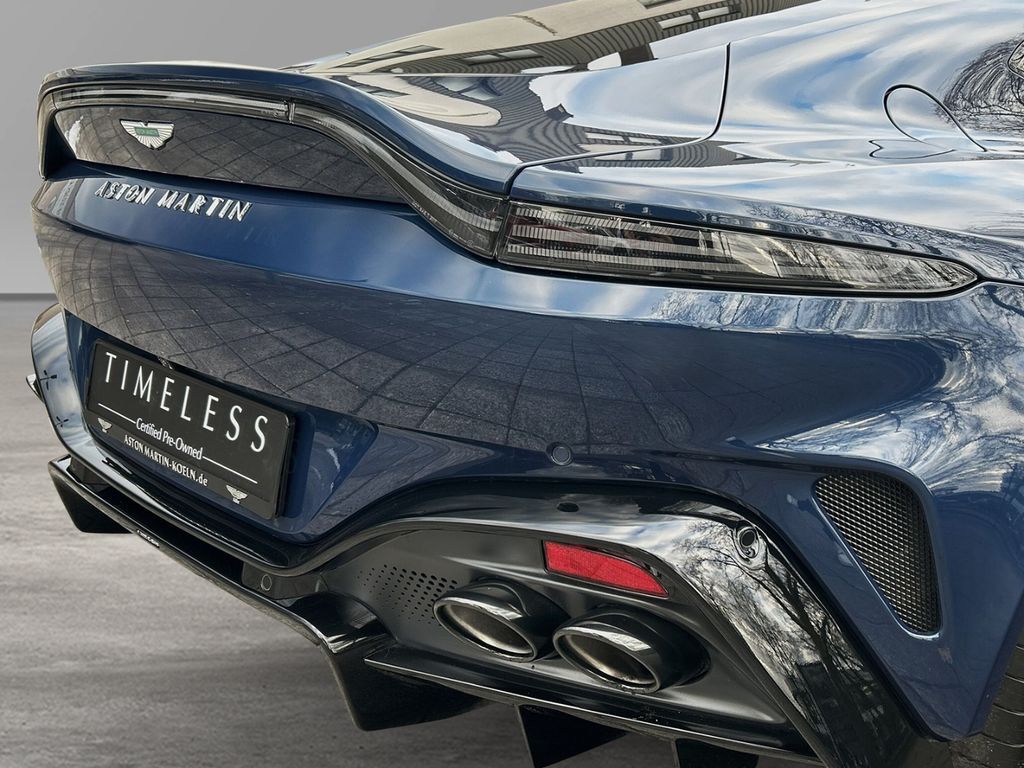 Aston Martin V8 Vantage 2024