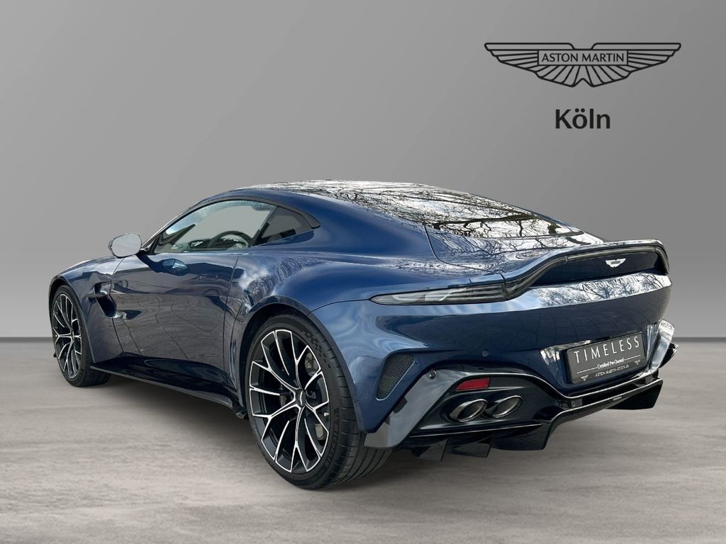 Aston Martin V8 Vantage 2024