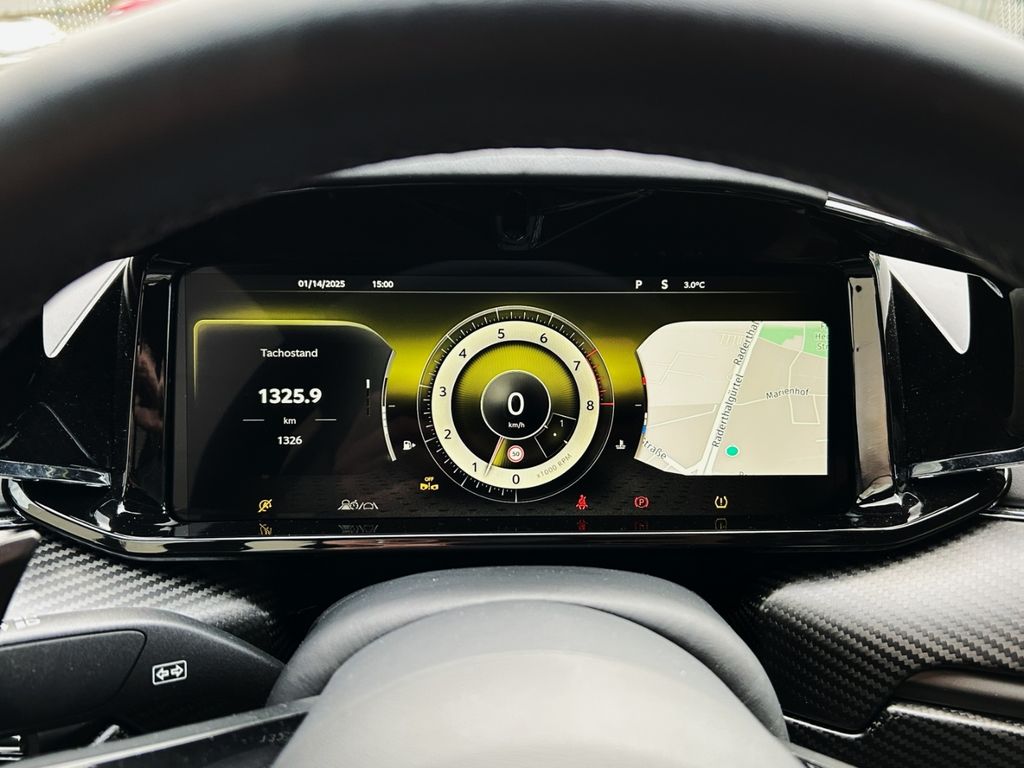 Aston Martin V8 Vantage 2024