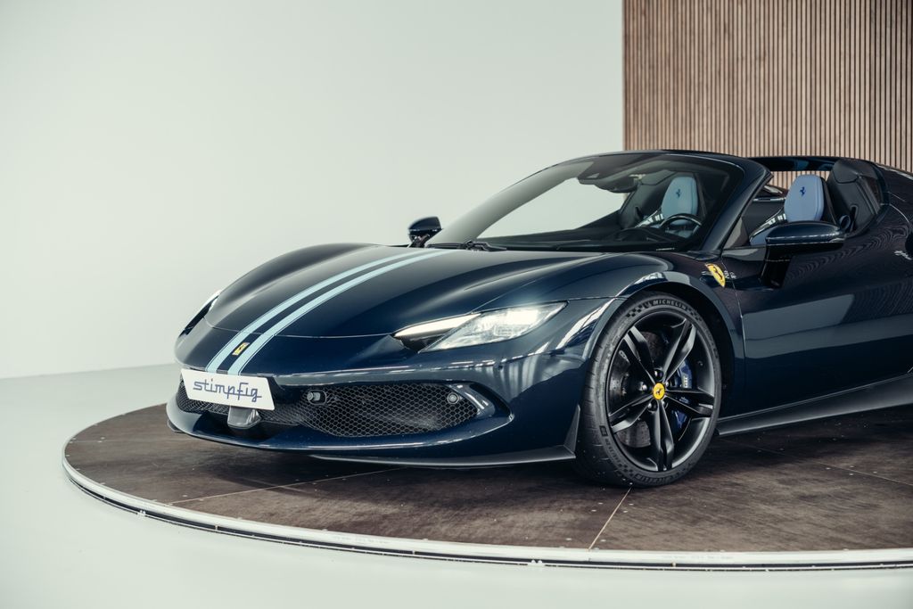 Ferrari 296 GTS 2024