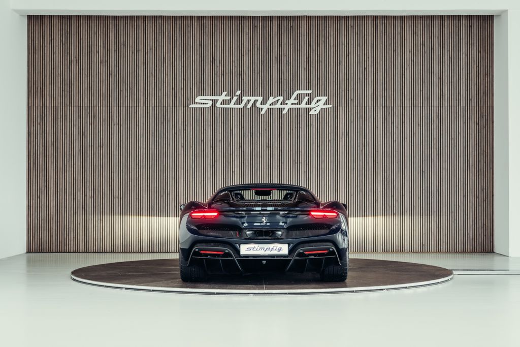 Ferrari 296 GTS 2024