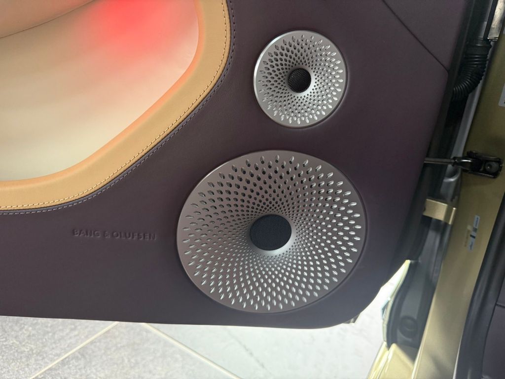 Bentley Continental GTC 2025