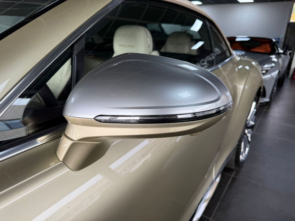 Bentley Continental GTC 2025
