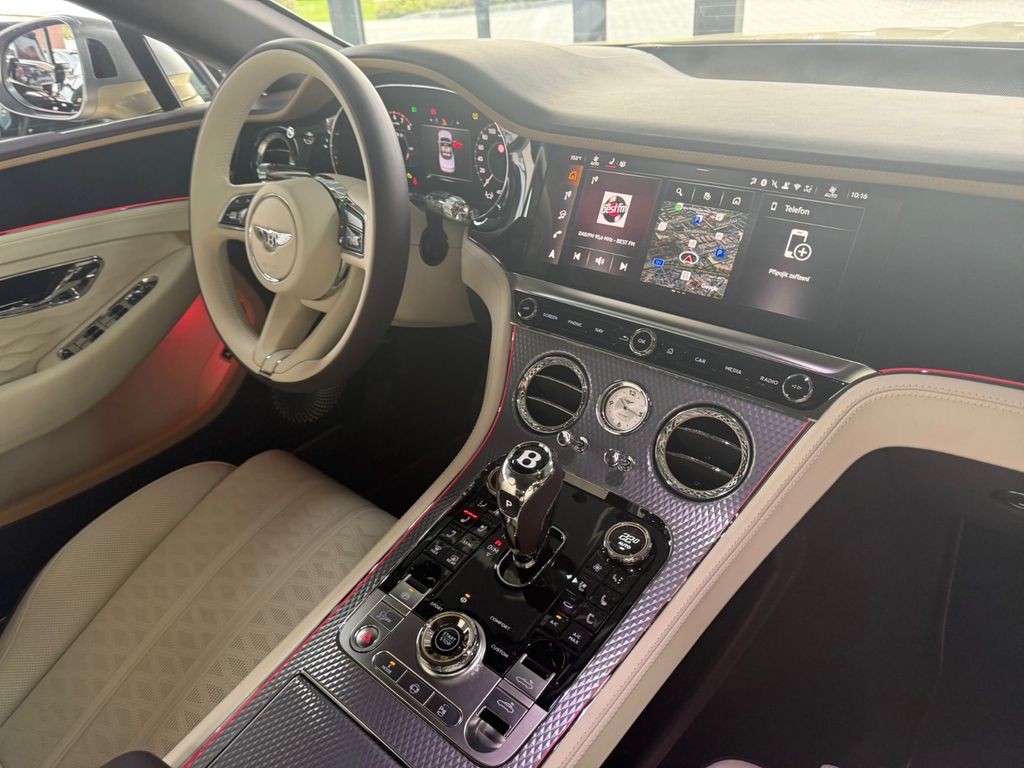 Bentley Continental GTC 2025