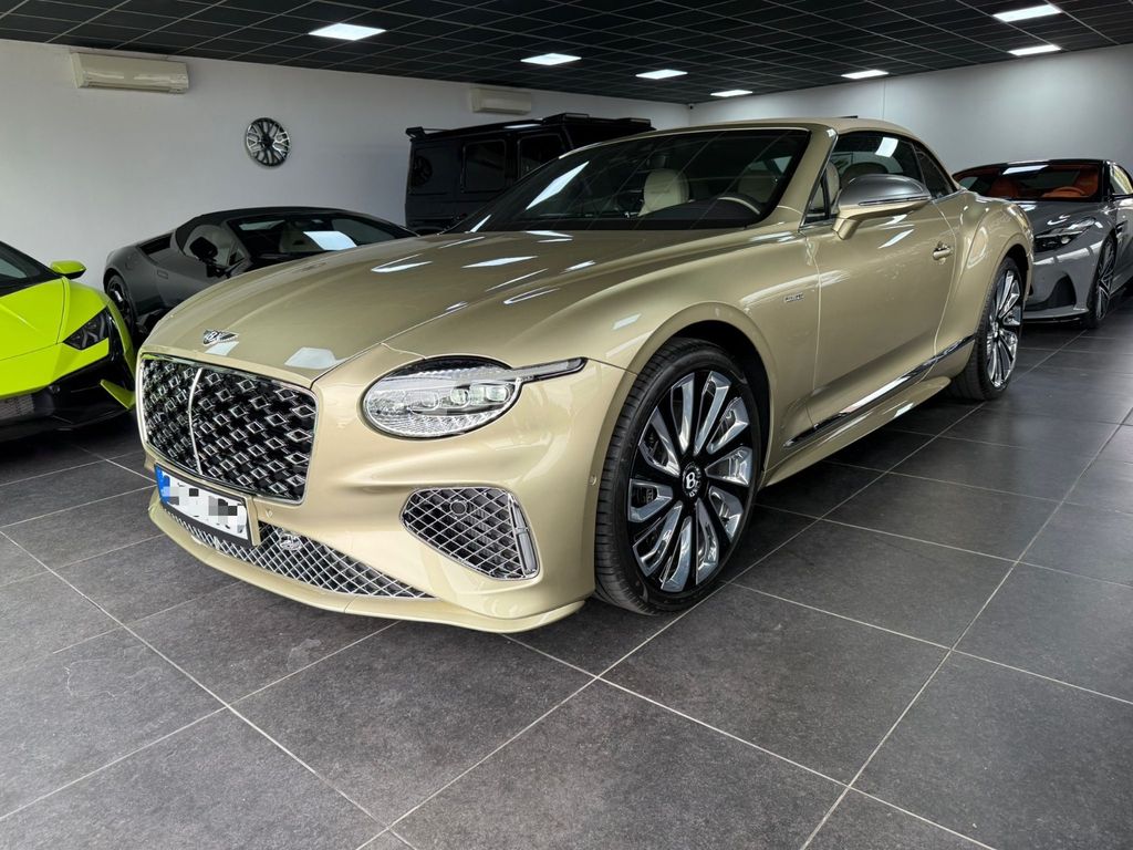 Bentley Continental GTC 2025
