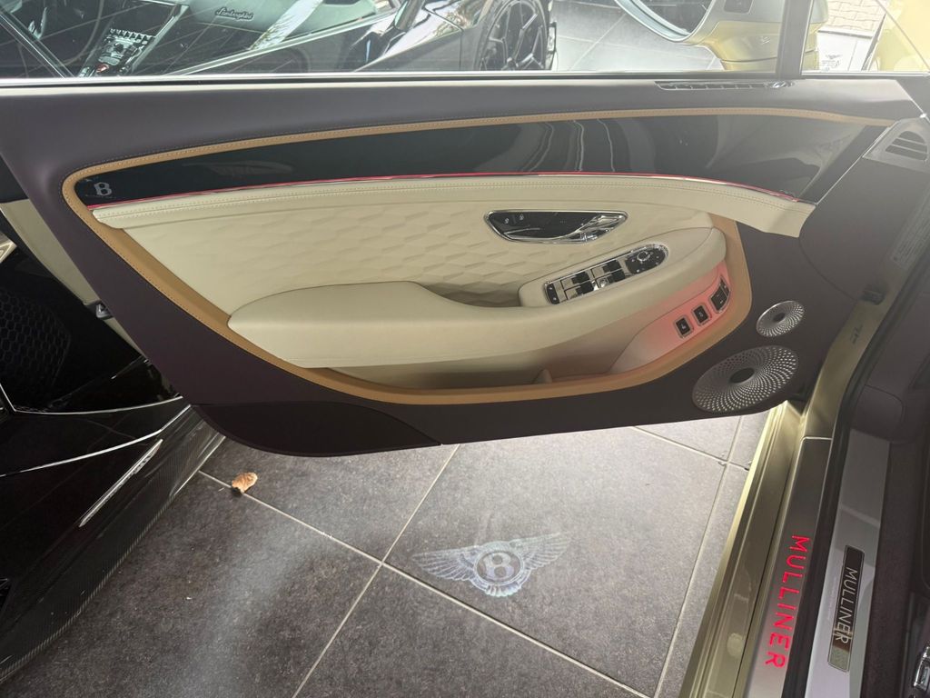 Bentley Continental GTC 2025