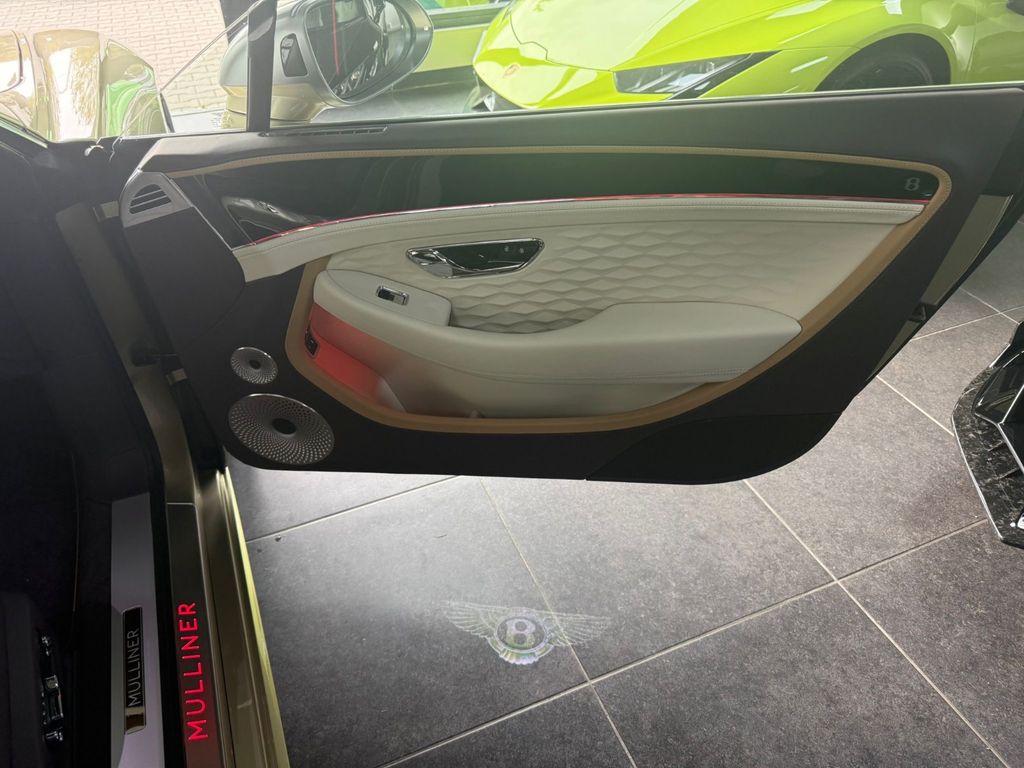 Bentley Continental GTC 2025