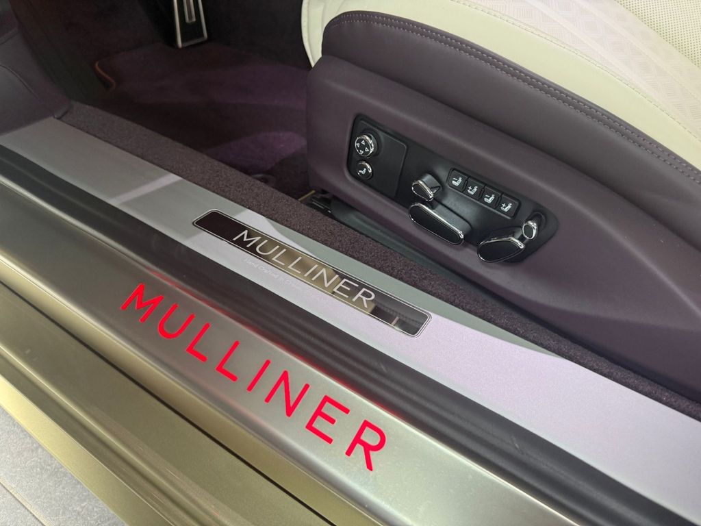 Bentley Continental GTC 2025