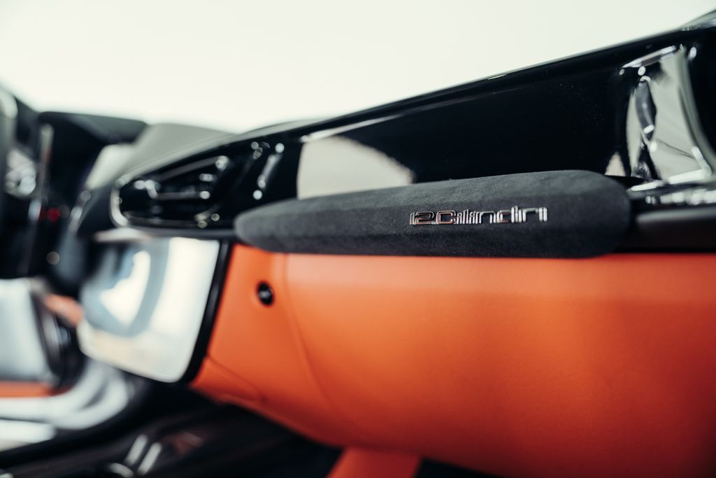 Ferrari 12Cilindri 2025