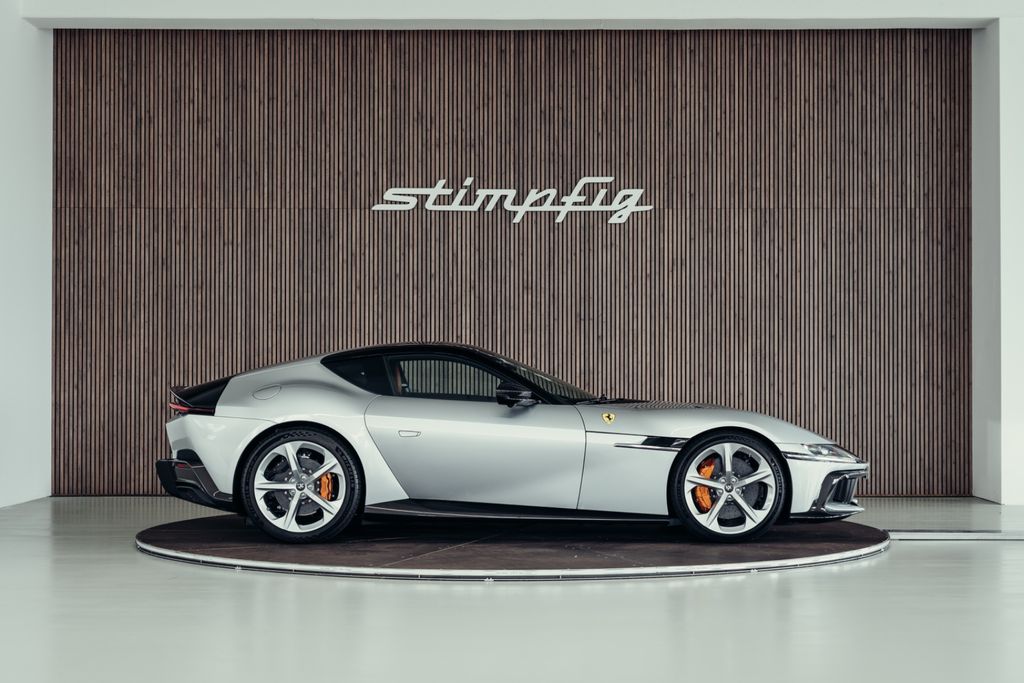 Ferrari 12Cilindri 2025