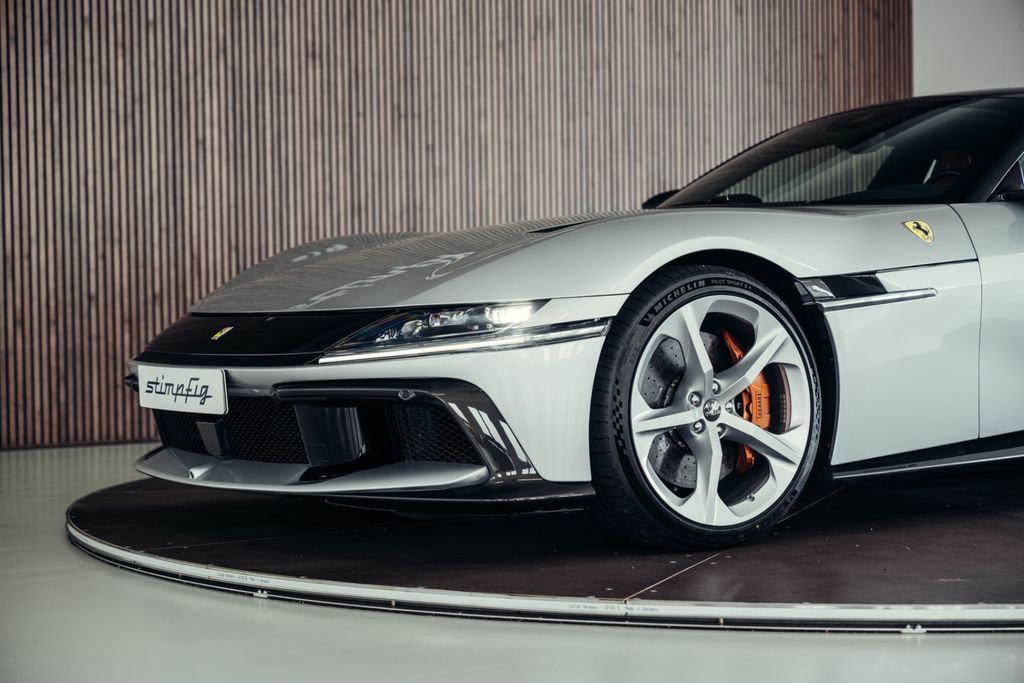 Ferrari 12Cilindri 2025