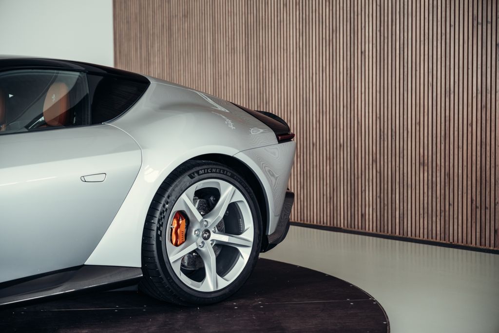 Ferrari 12Cilindri 2025