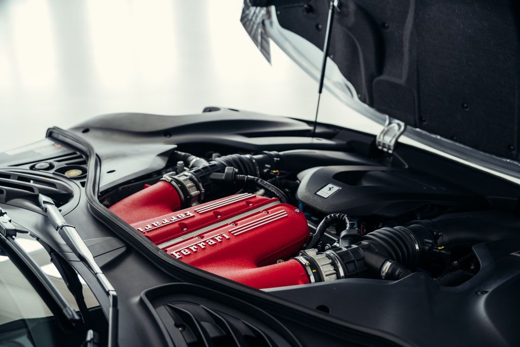 Ferrari 12Cilindri 2025