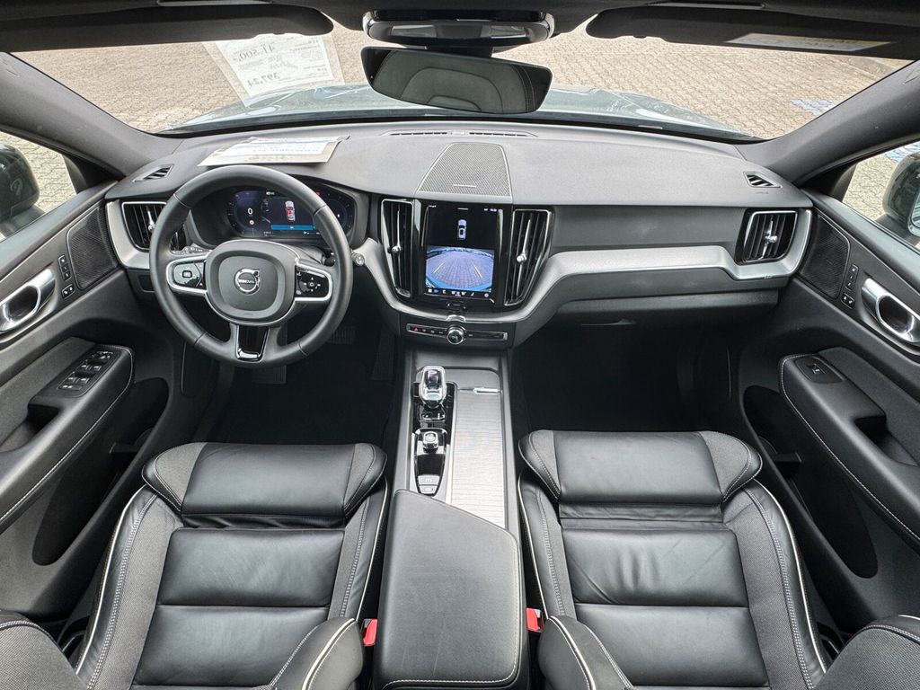 Volvo XC60 2022