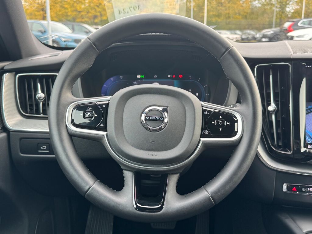 Volvo XC60 2022