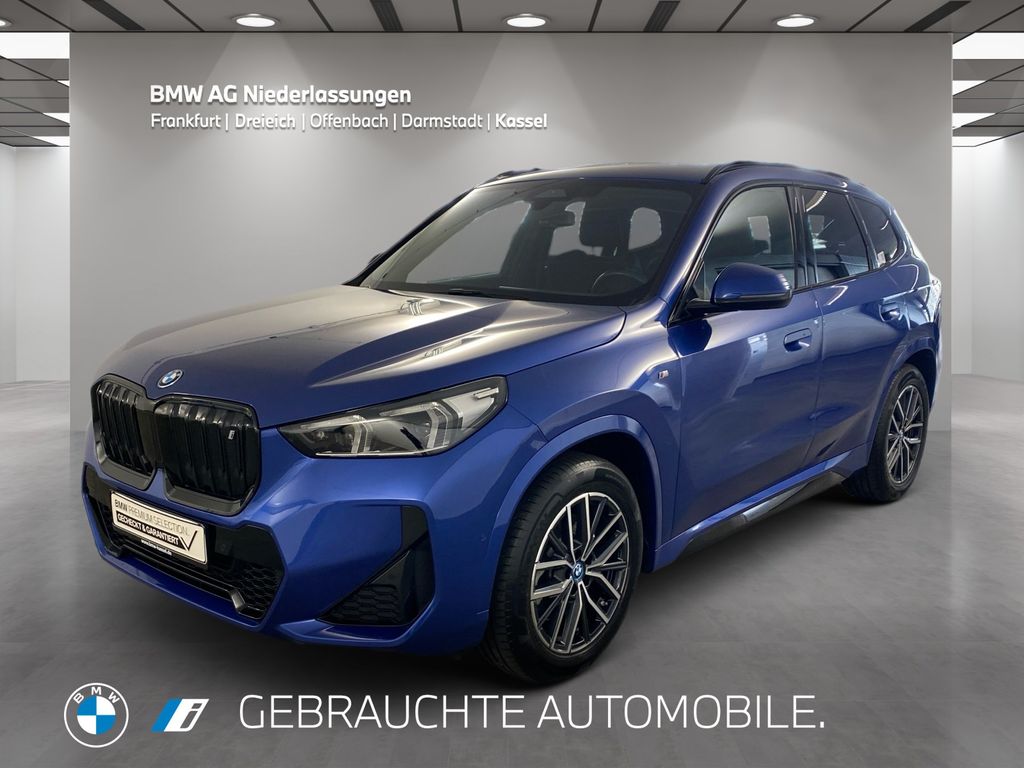 BMW iX1 2023